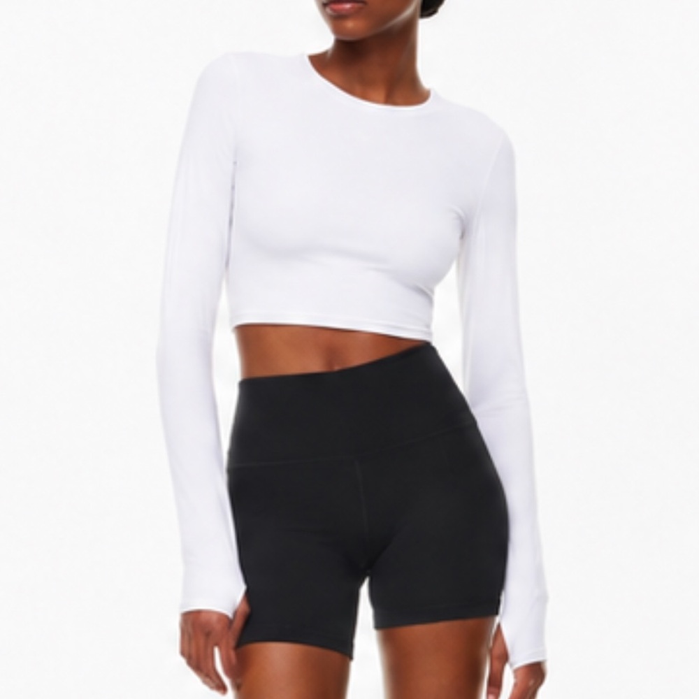 Aritzia Butter Essential Waist Longsleeve, White, Sz S